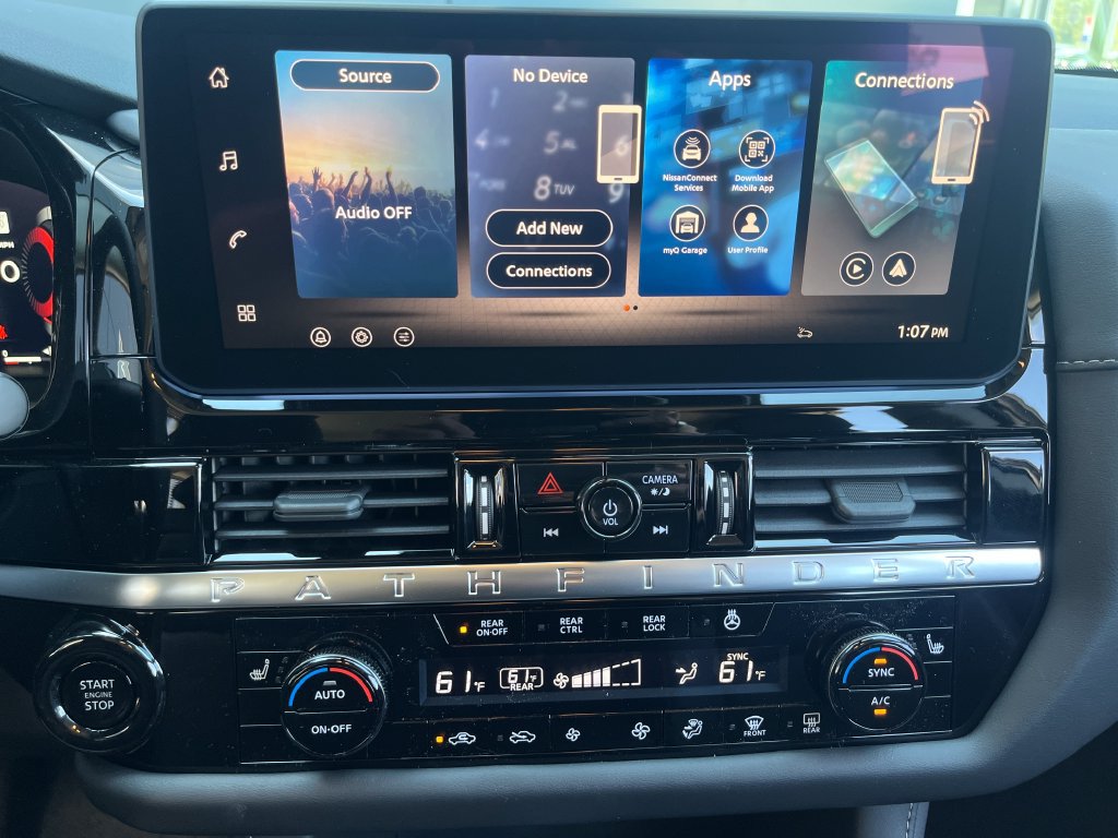 New 2026 Nissan Pathfinder SL FWD image 18
