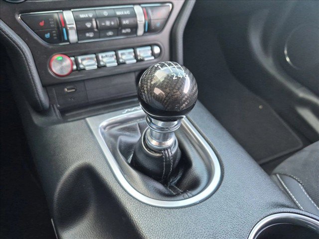 Used 2019 Ford Mustang GT Premium w/ Black Accent Package RWD image 10