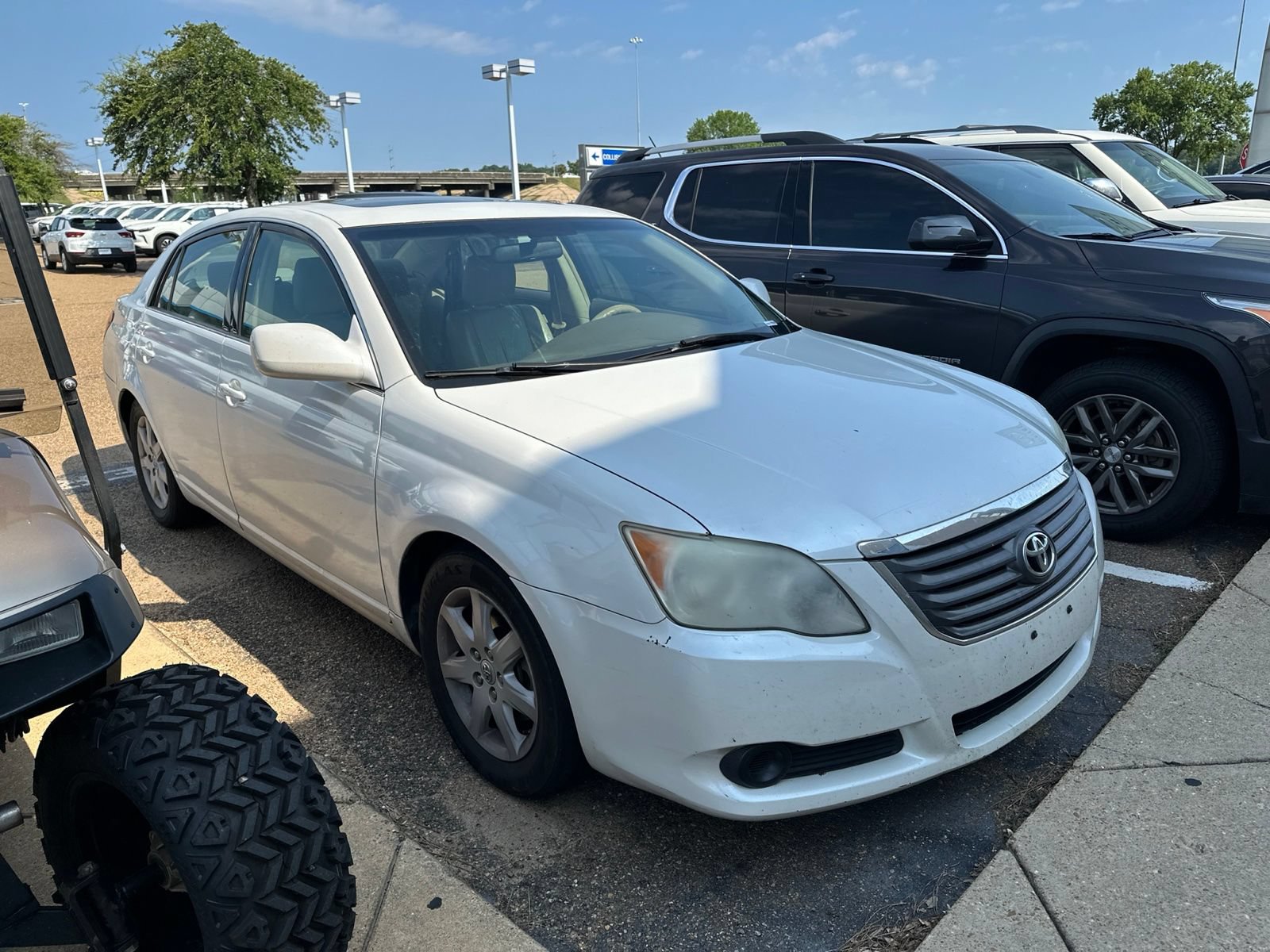 Used 2009 Toyota Avalon XL FWD image 4