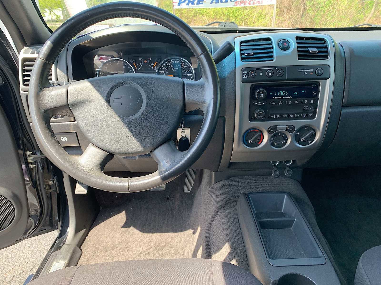 Used 2012 Chevrolet Colorado LT AWD/4WD image 17