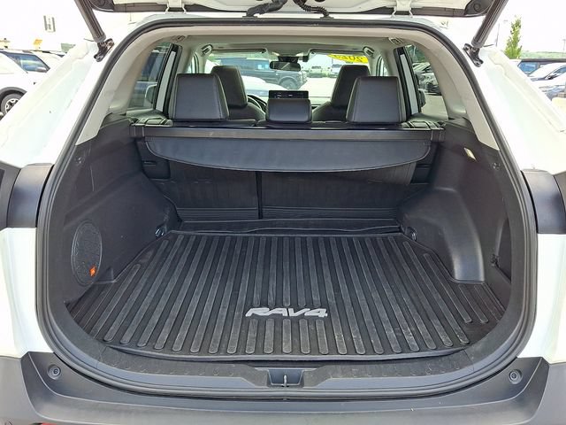 Used 2023 Toyota RAV4 XLE Premium AWD/4WD image 30