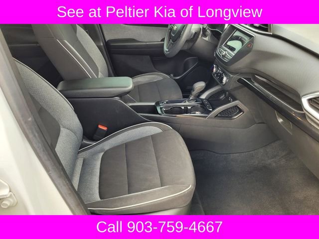 Used 2022 Chevrolet TrailBlazer LT w/ Driver Confidence Package FWD image 10