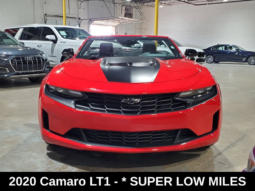 Used 2020 Chevrolet Camaro LT RWD image 2
