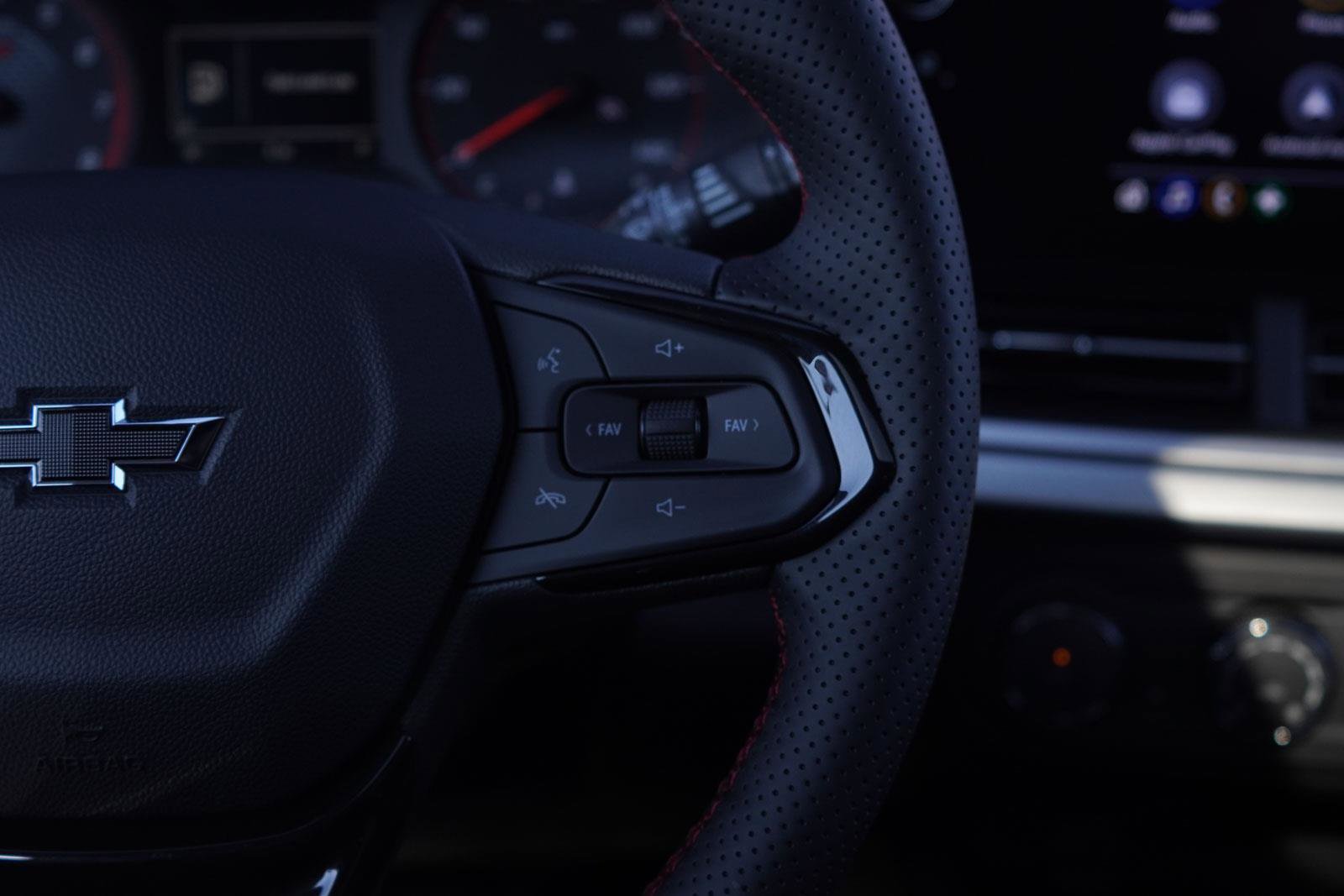 New 2026 Chevrolet Trax RS w/ Sunroof Package image 16