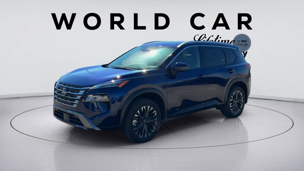 Used 2025 Nissan Rogue SL w/ Tech Package image 7