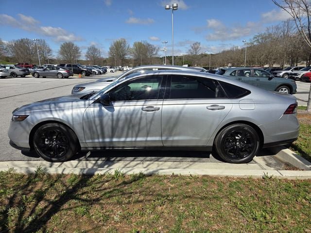Used 2025 Honda Accord SE image 4