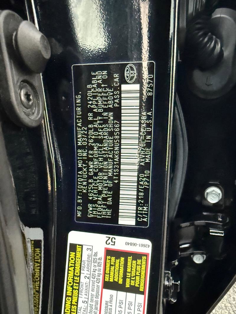 Used 2022 Toyota Camry SE image 40