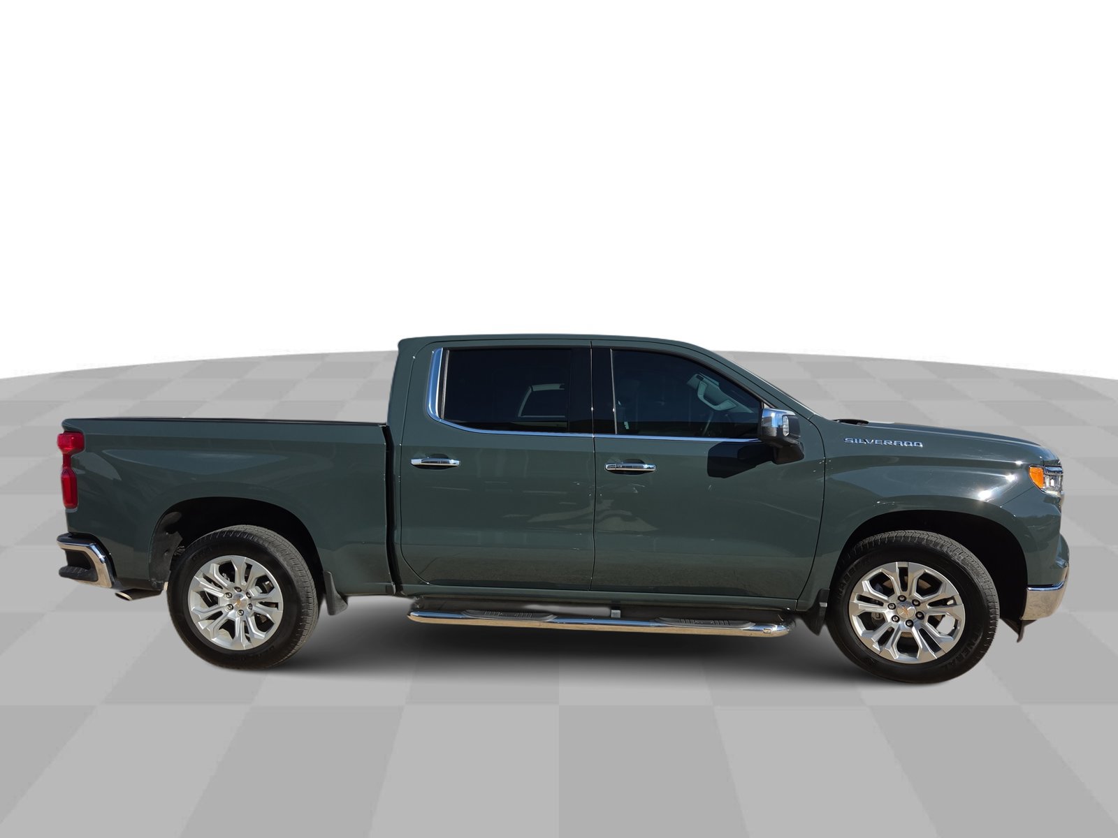 Used 2025 Chevrolet Silverado 1500 LTZ RWD image 9