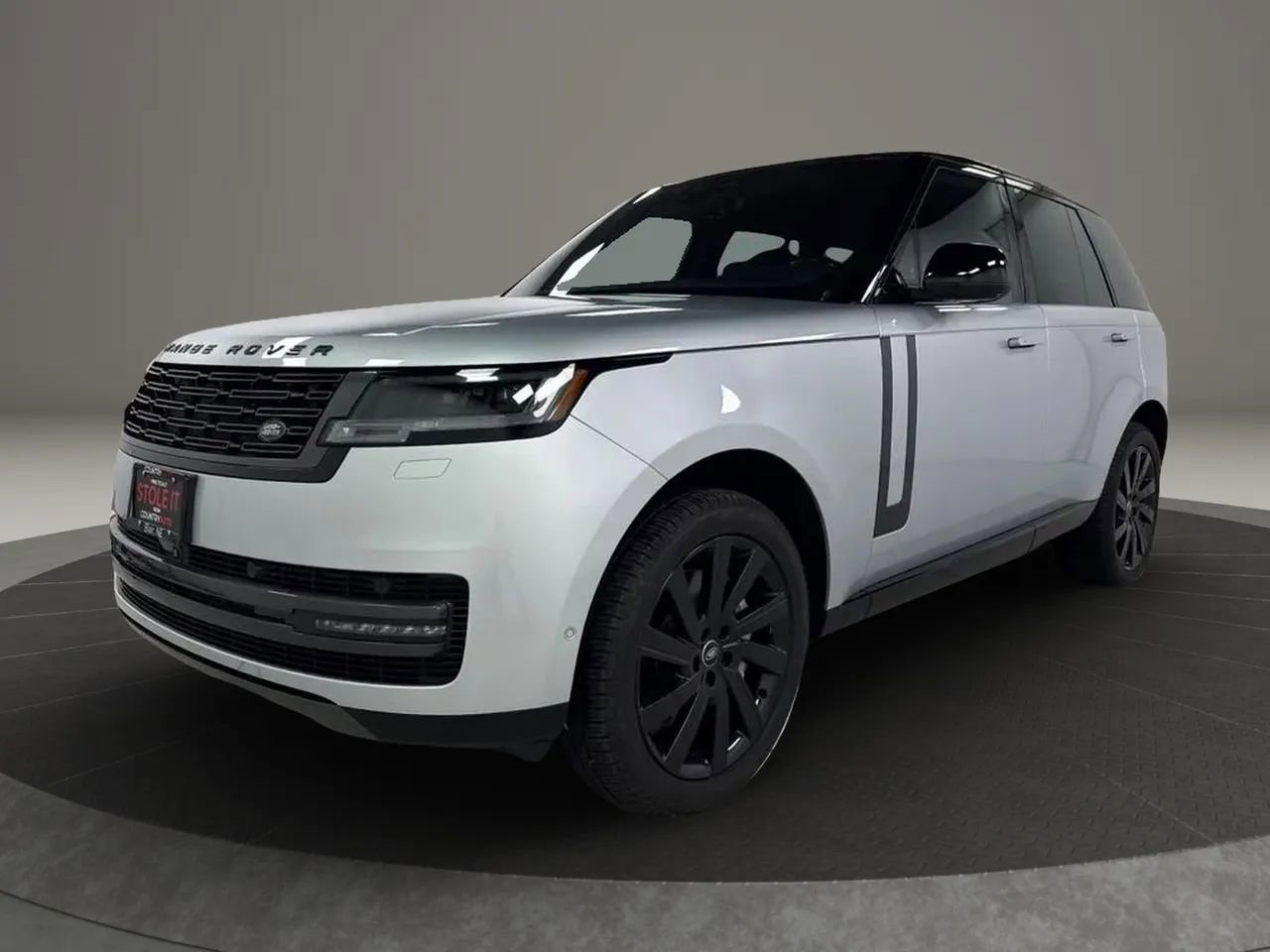 Used 2023 Land Rover Range Rover SE