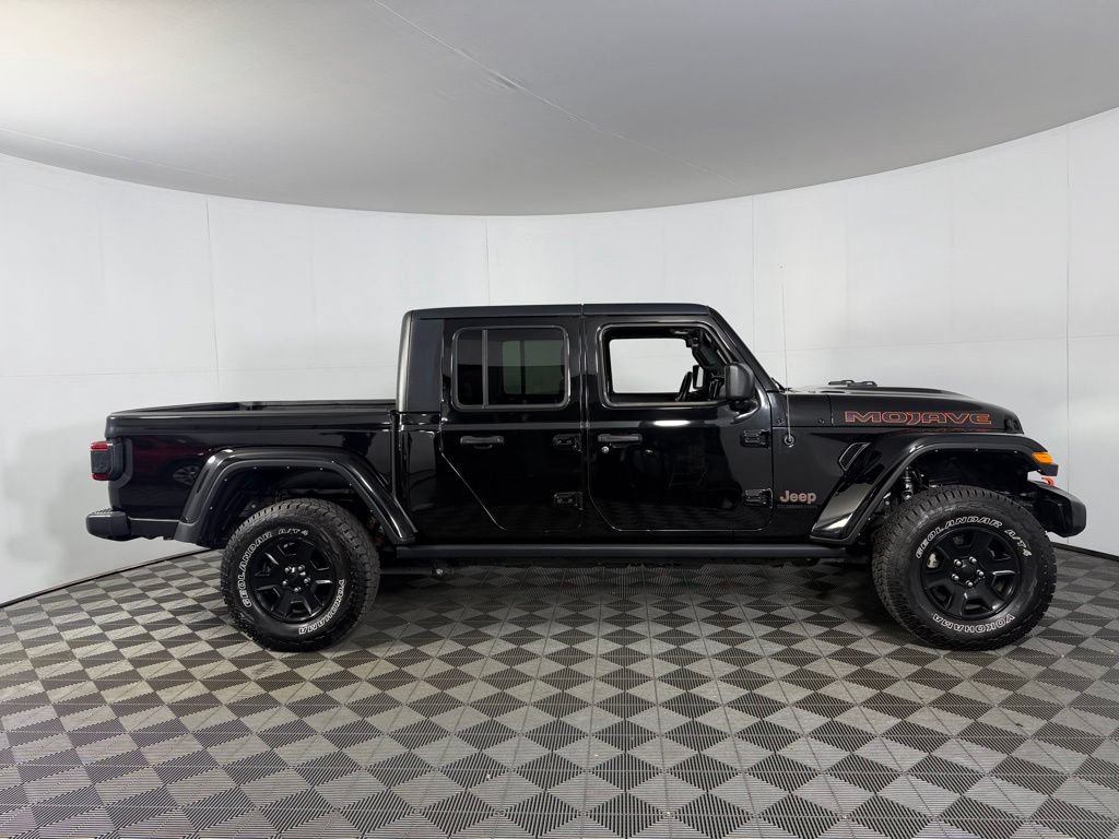 Used 2021 Jeep Gladiator Mojave AWD/4WD image 5