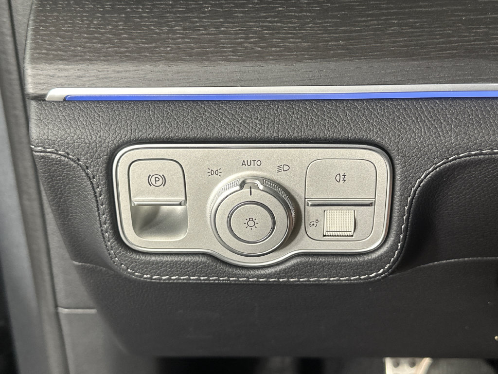 Certified 2025 Mercedes-Benz GLE 53 AMG 4MATIC Coupe image 35