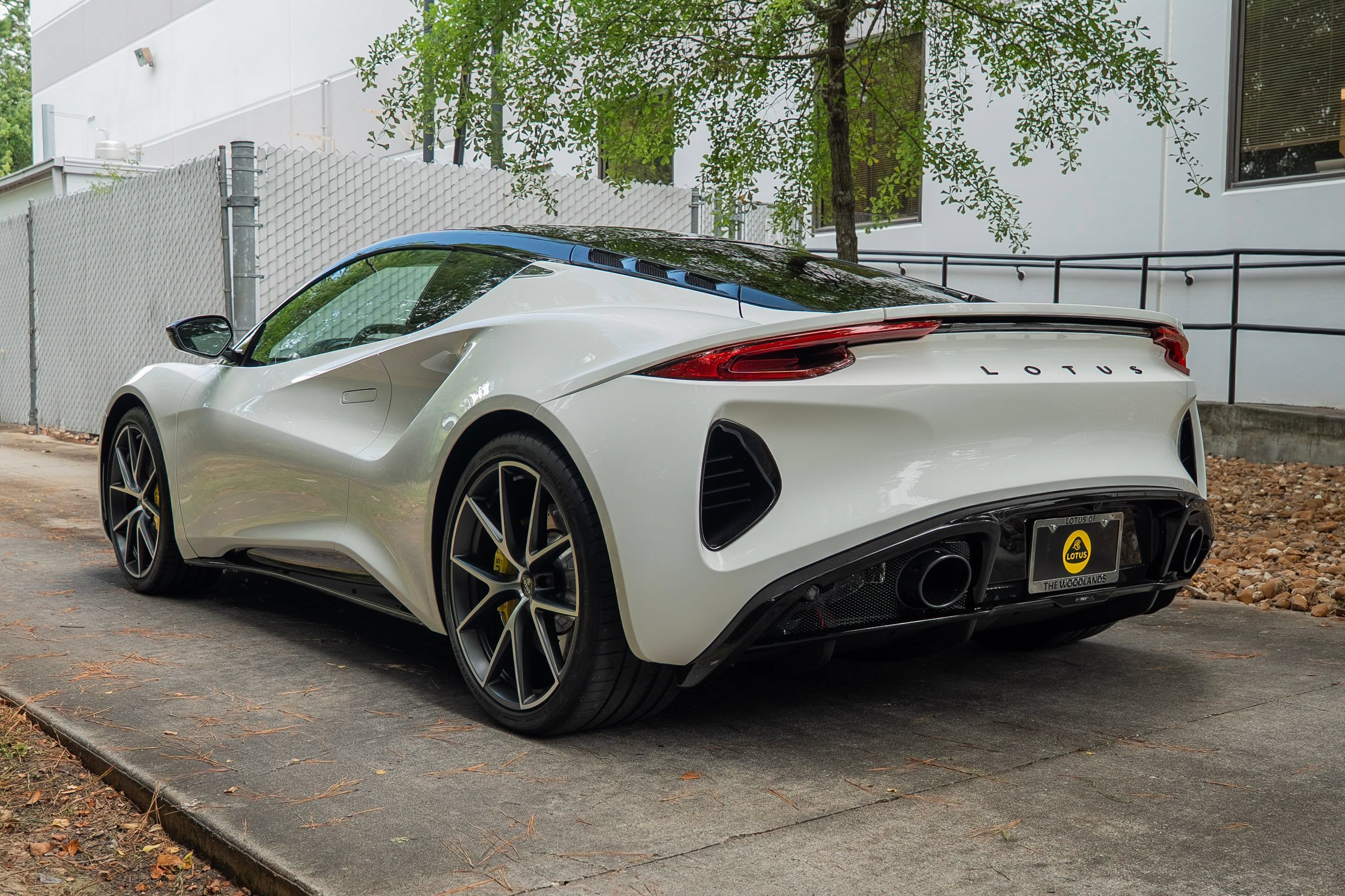 Used 2025 Lotus Emira RWD image 12