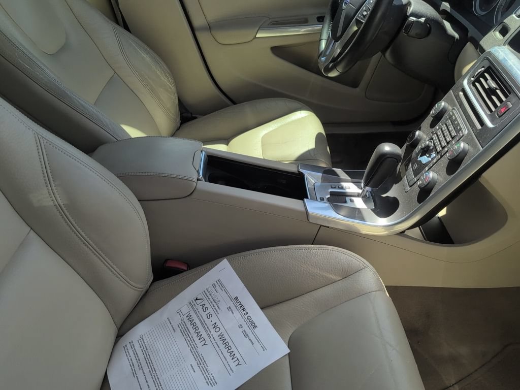 Used 2012 Volvo S60 T5 w/ Climate Pkg FWD image 13