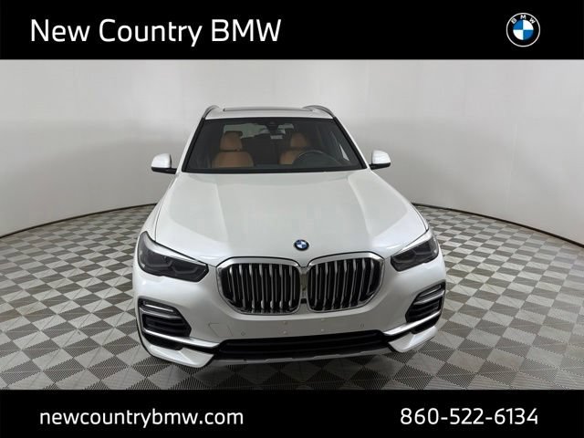 Used 2021 BMW X5 xDrive40i w/ Premium Package AWD/4WD image 2