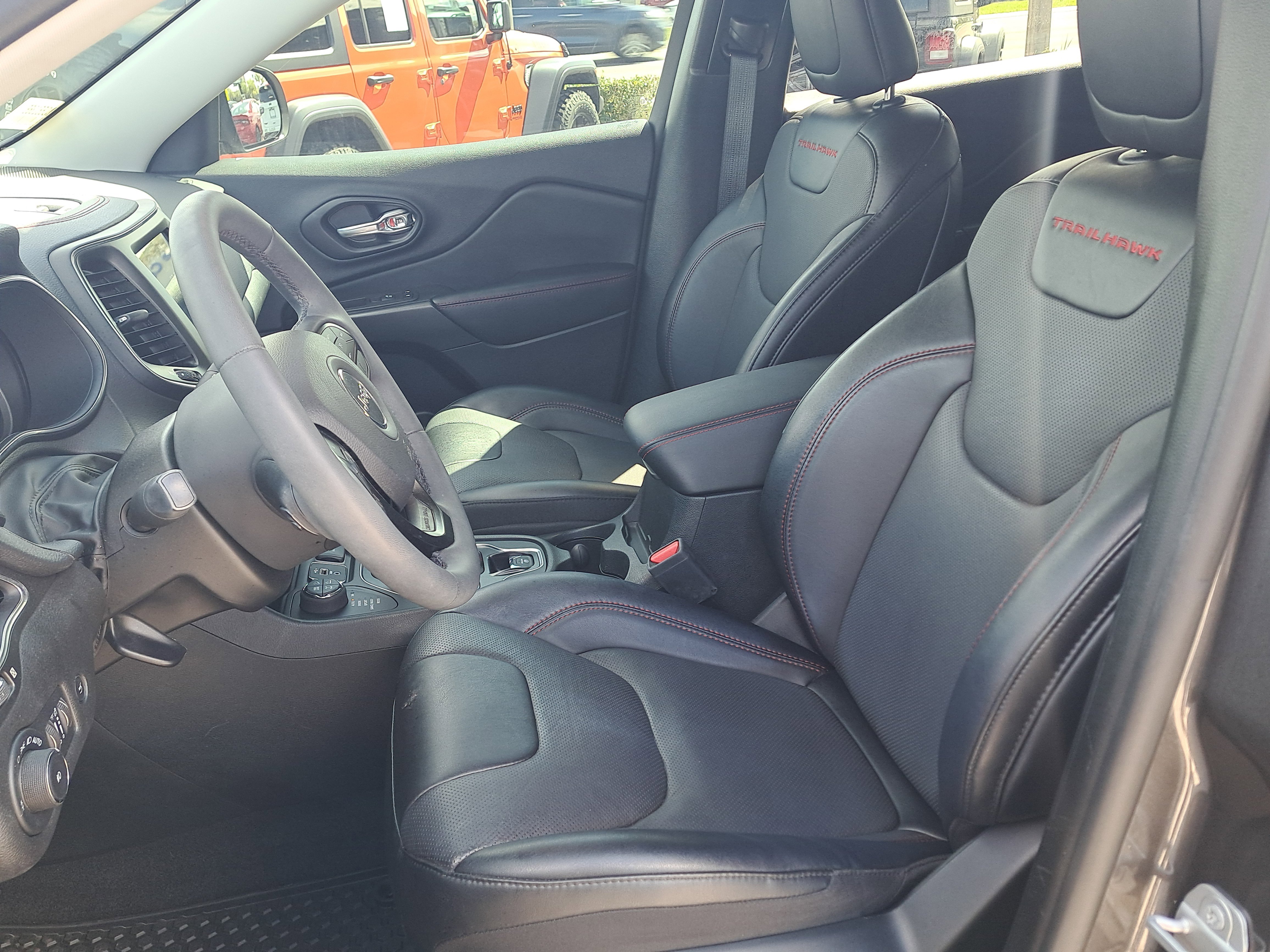 Used 2022 Jeep Cherokee Trailhawk w/ Premium Leather Package image 13