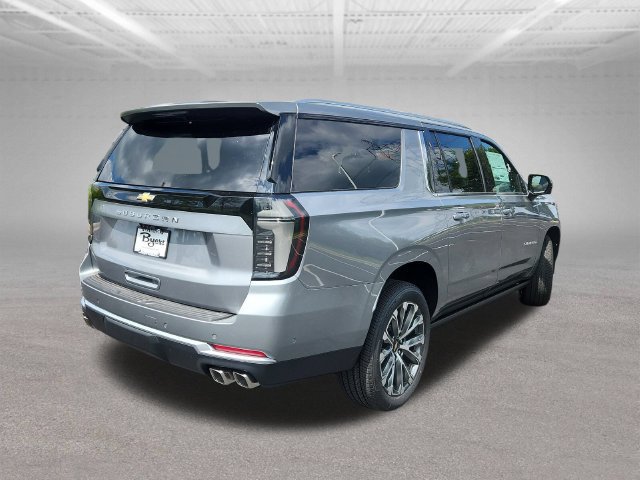 New 2026 Chevrolet Suburban High Country AWD/4WD image 7