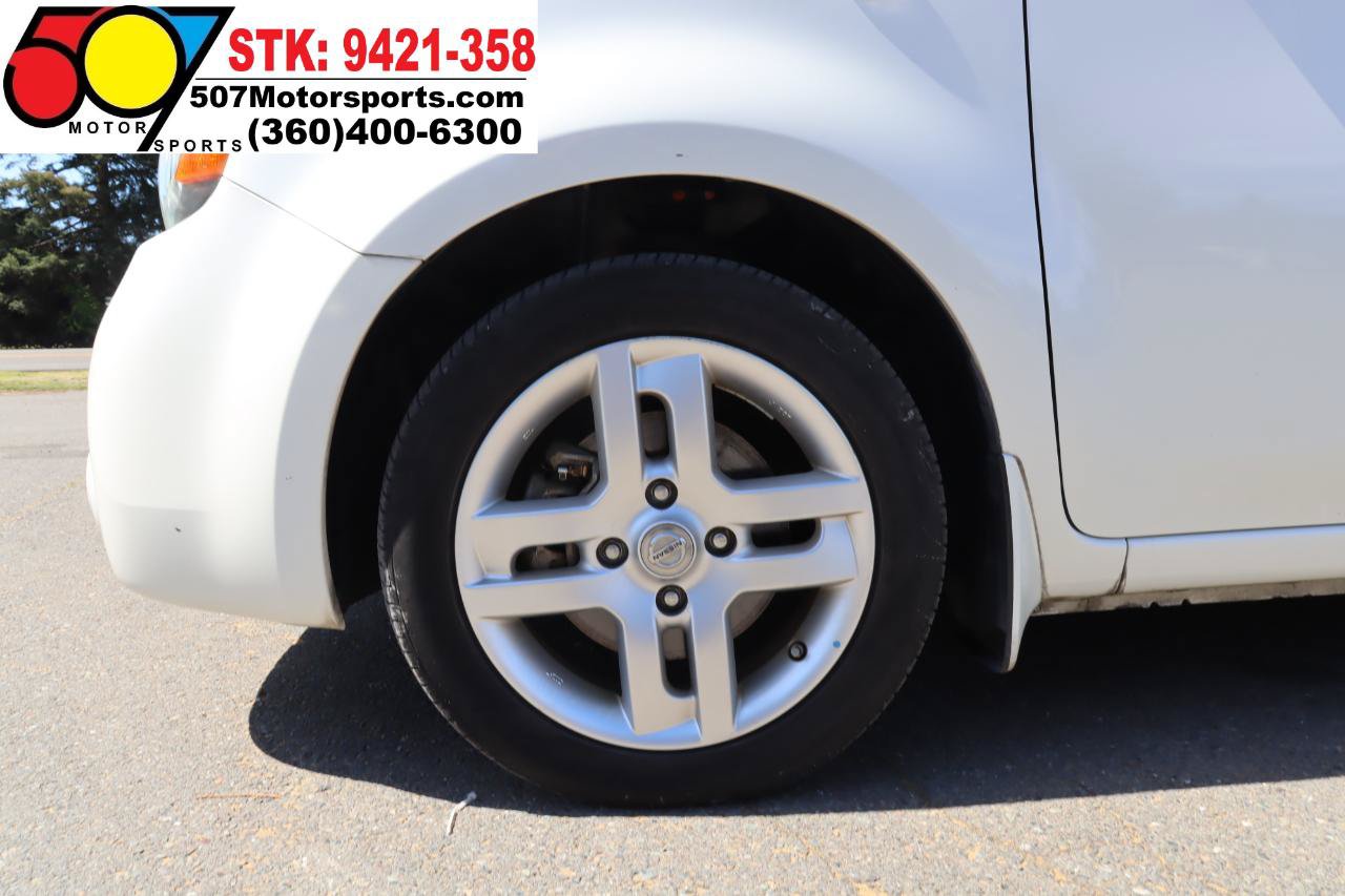 Used 2012 Nissan Cube 1.8 SL w/ Interior Designer Pkg FWD image 21