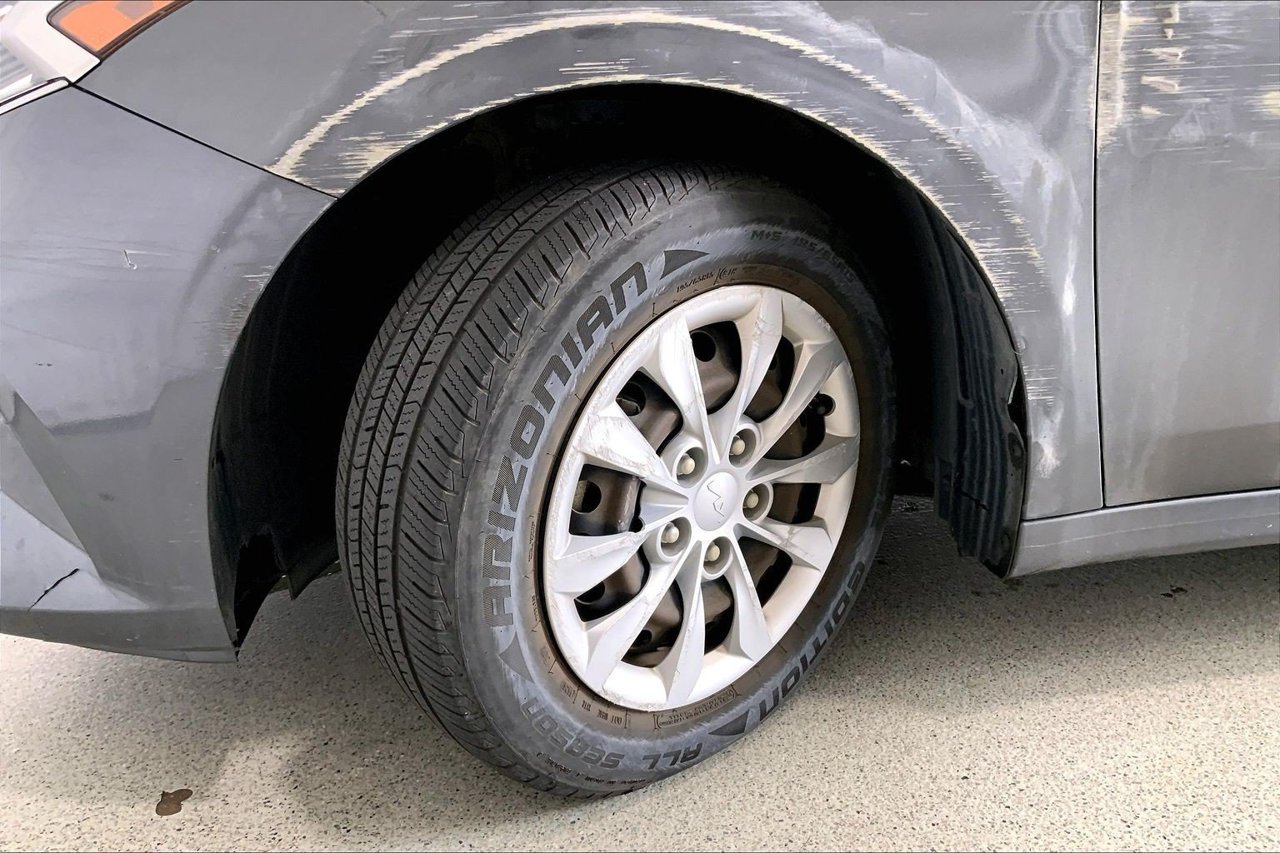 Used 2022 Kia Forte Sedan FWD image 19