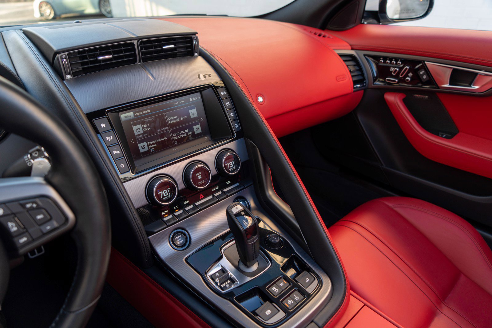 Used 2017 Jaguar F-TYPE R AWD/4WD image 23