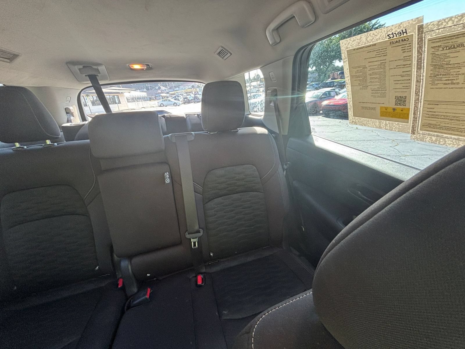Used 2025 Nissan Pathfinder SV FWD image 33