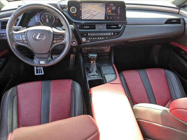 Used 2022 Lexus ES 300h F Sport image 18