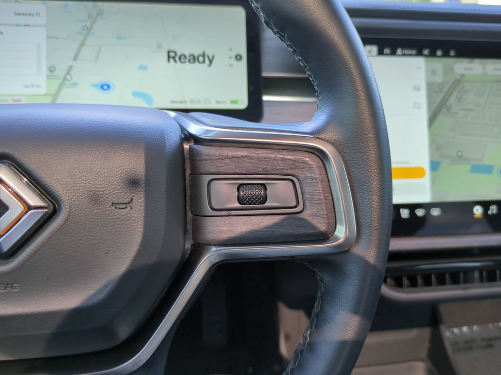 Used 2025 Rivian R1T Adventure AWD/4WD image 22