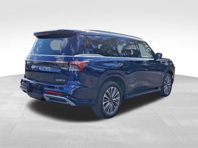 Used 2025 INFINITI QX80 Sensory image 4