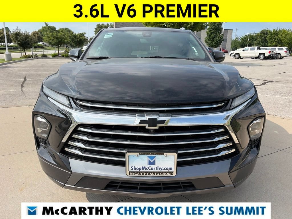 Used 2023 Chevrolet Blazer Premier w/ Driver Confidence II Package FWD image 3