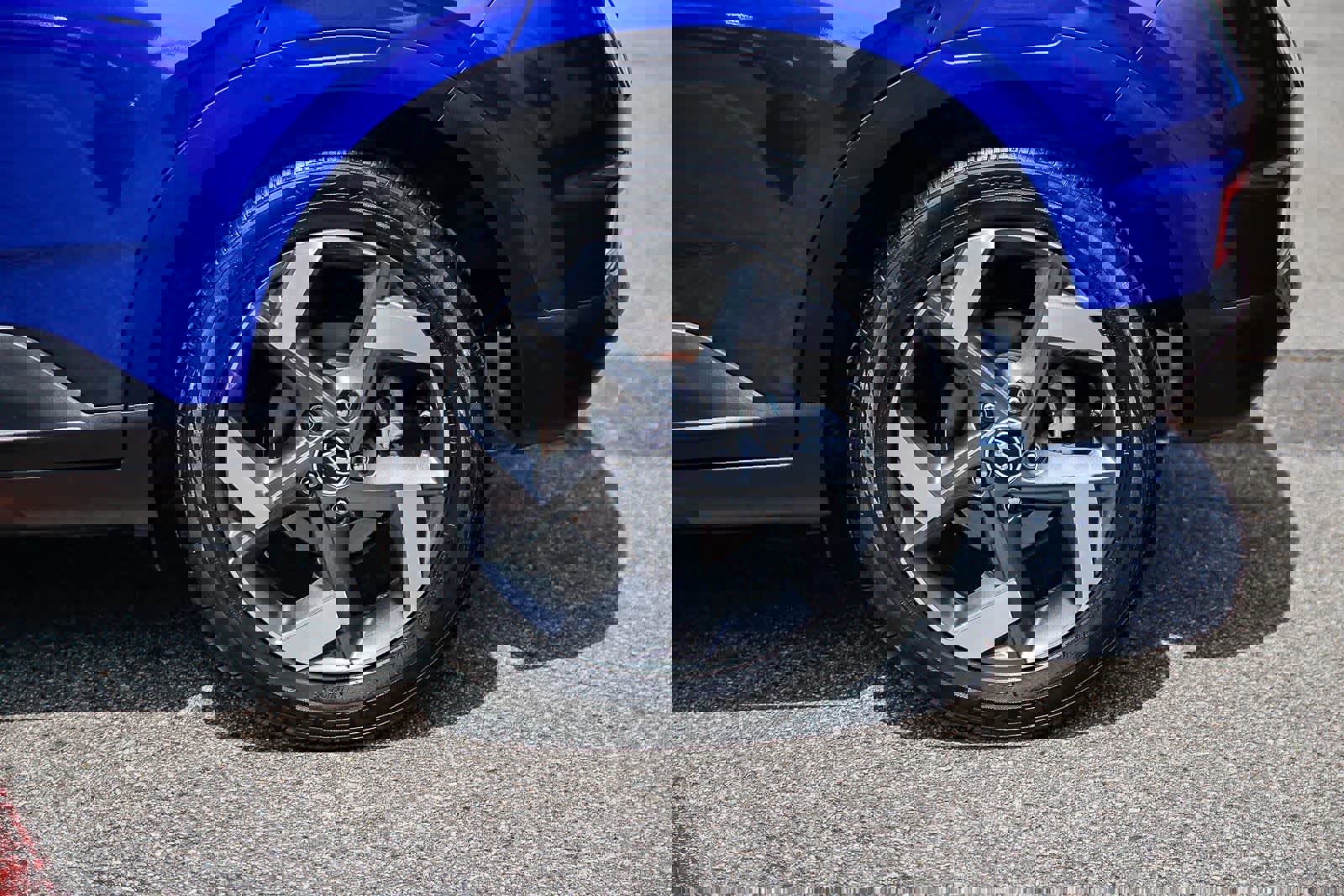 Used 2023 Hyundai Venue Limited image 8