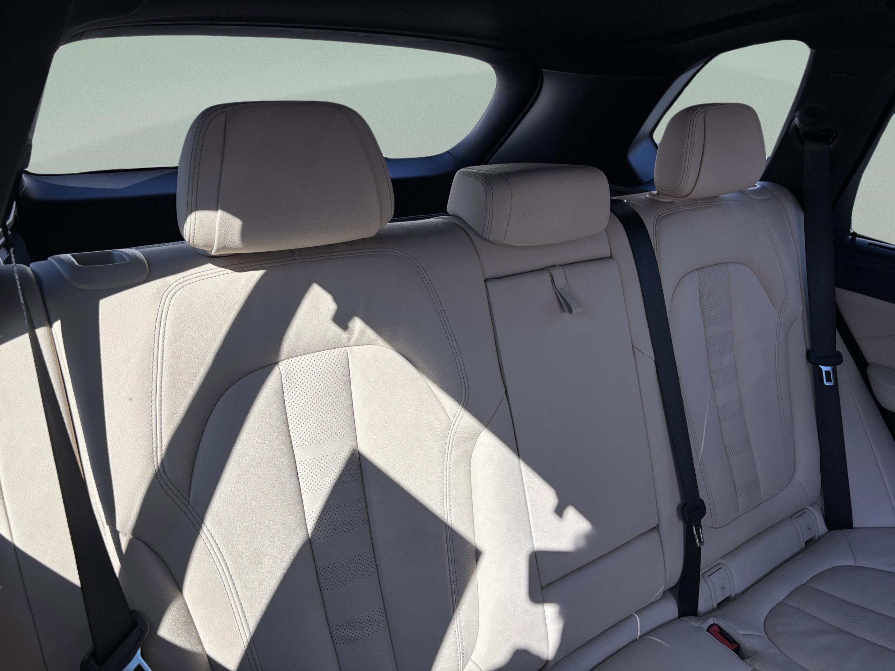 Used 2021 BMW X5 xDrive45e w/ Convenience Package 3 image 27