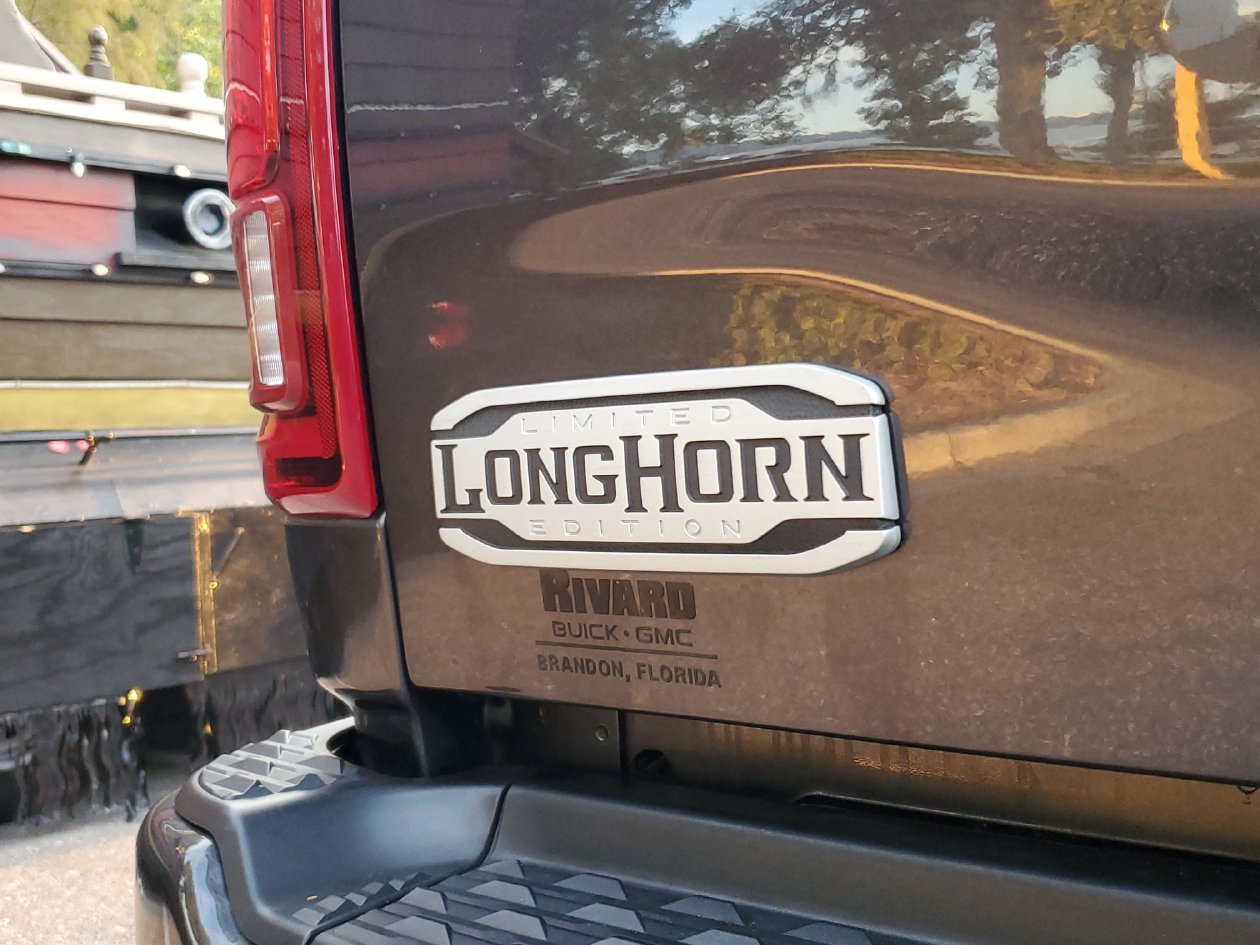 Used 2025 RAM 2500 Limited AWD/4WD image 7