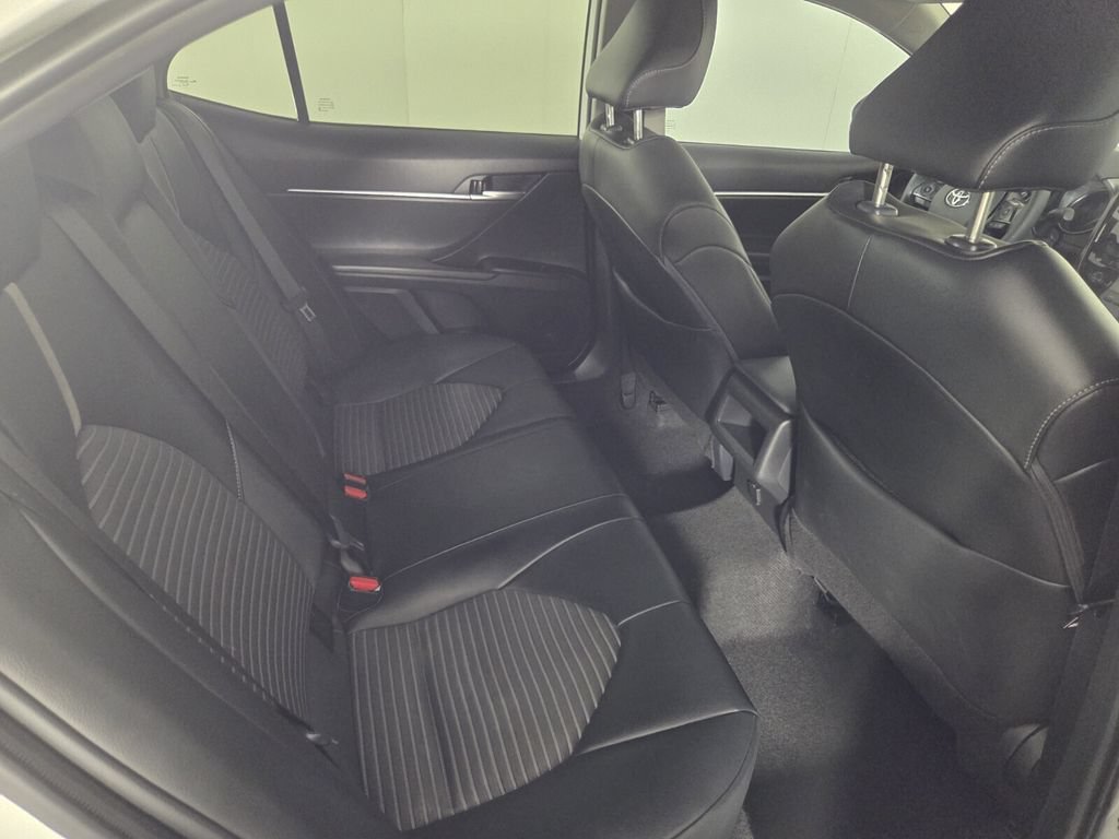 Used 2024 Toyota Camry SE FWD image 29