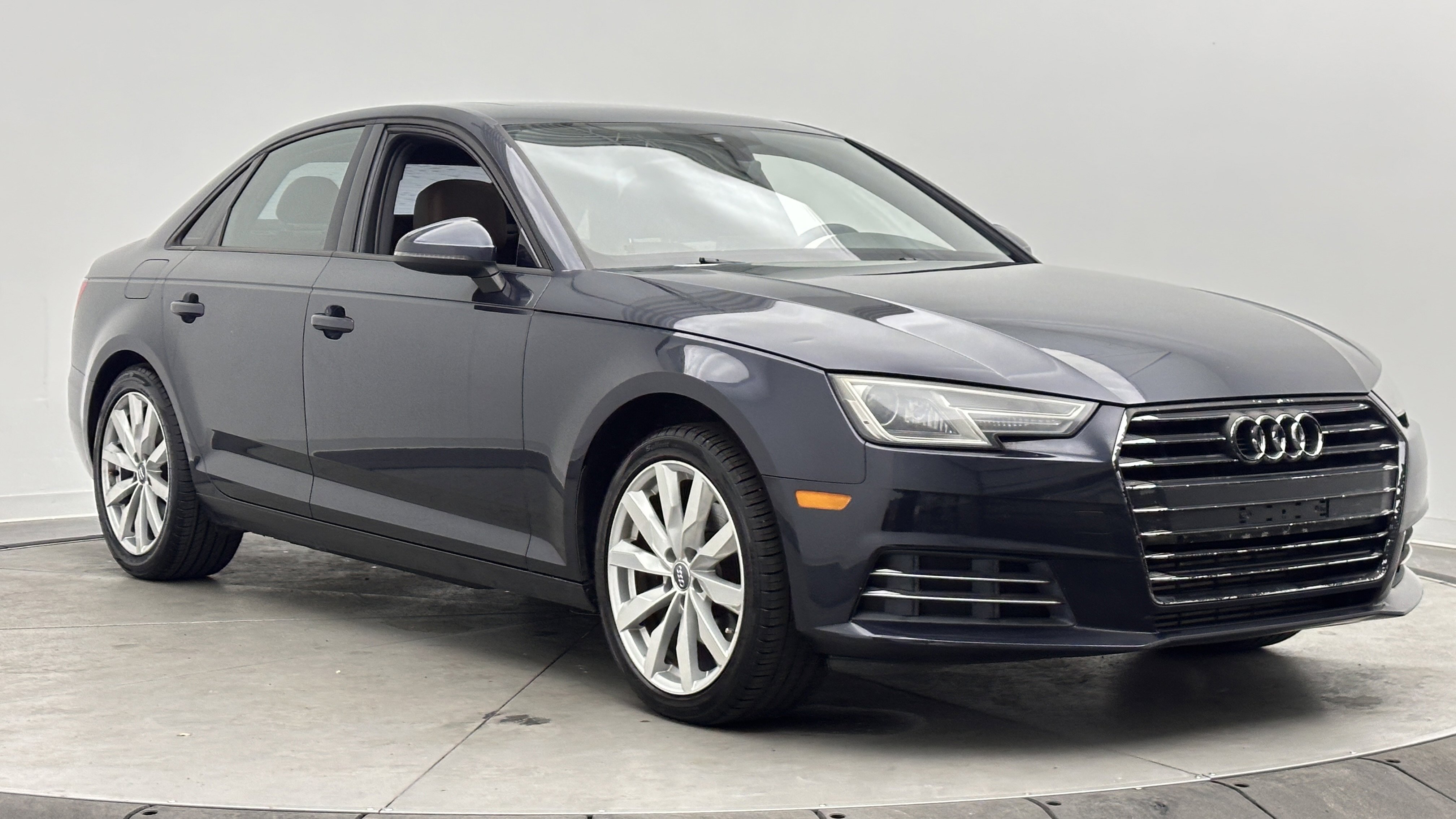 Used 2017 Audi A4 2.0T Ultra Premium w/ Convenience Package FWD image 3
