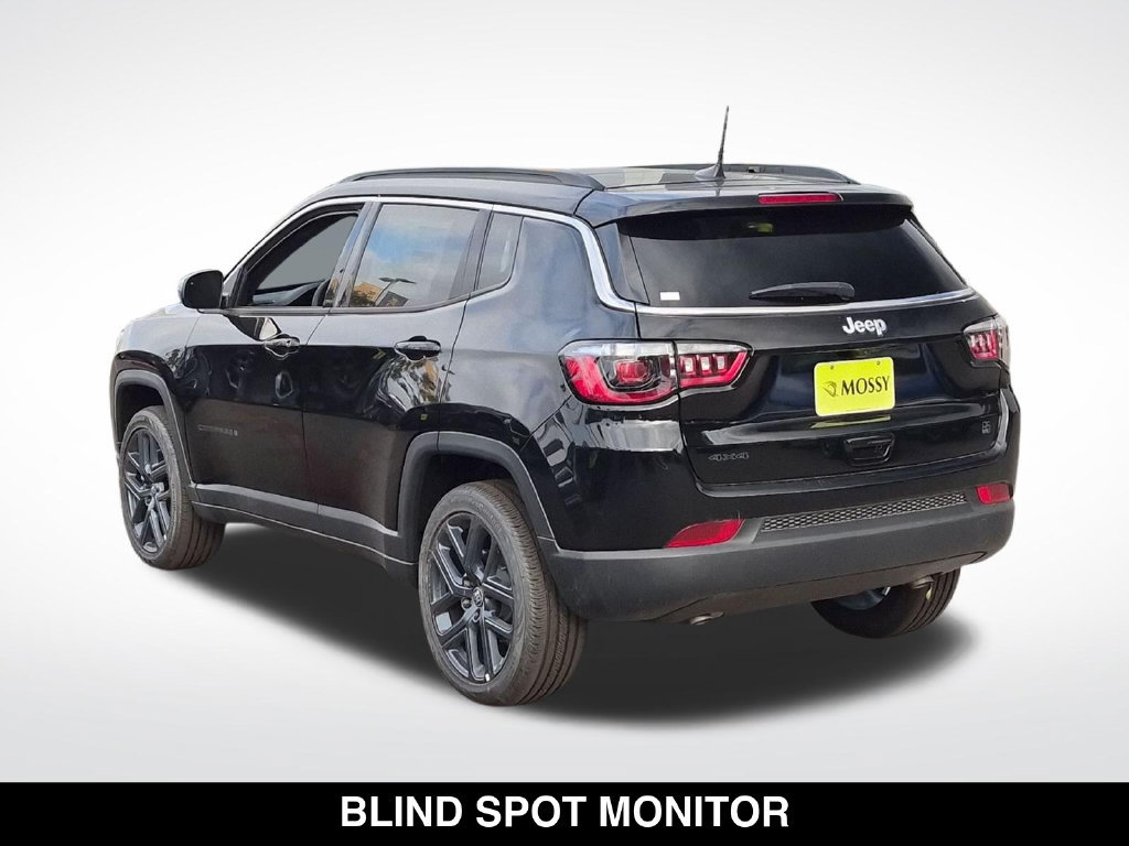 New 2026 Jeep Compass Latitude AWD/4WD image 7