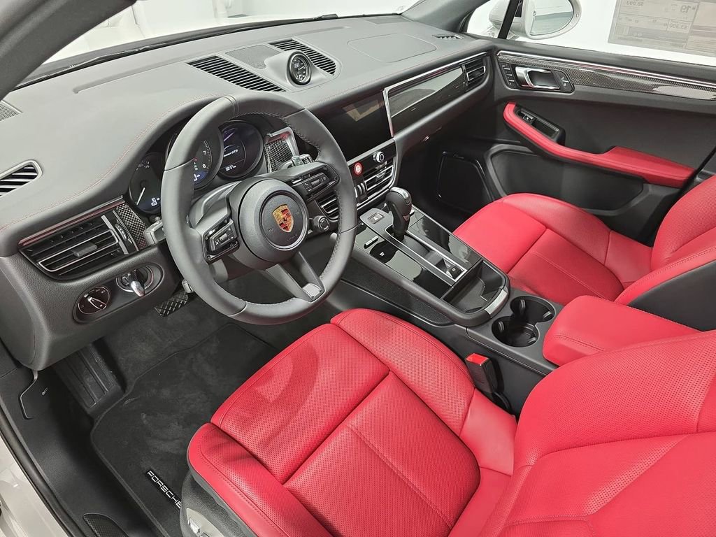 New 2026 Porsche Macan GTS AWD/4WD image 4