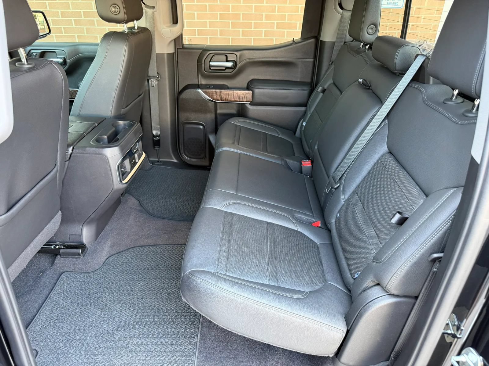 Used 2020 GMC Sierra 1500 Denali w/ Driver Alert Package II AWD/4WD image 4