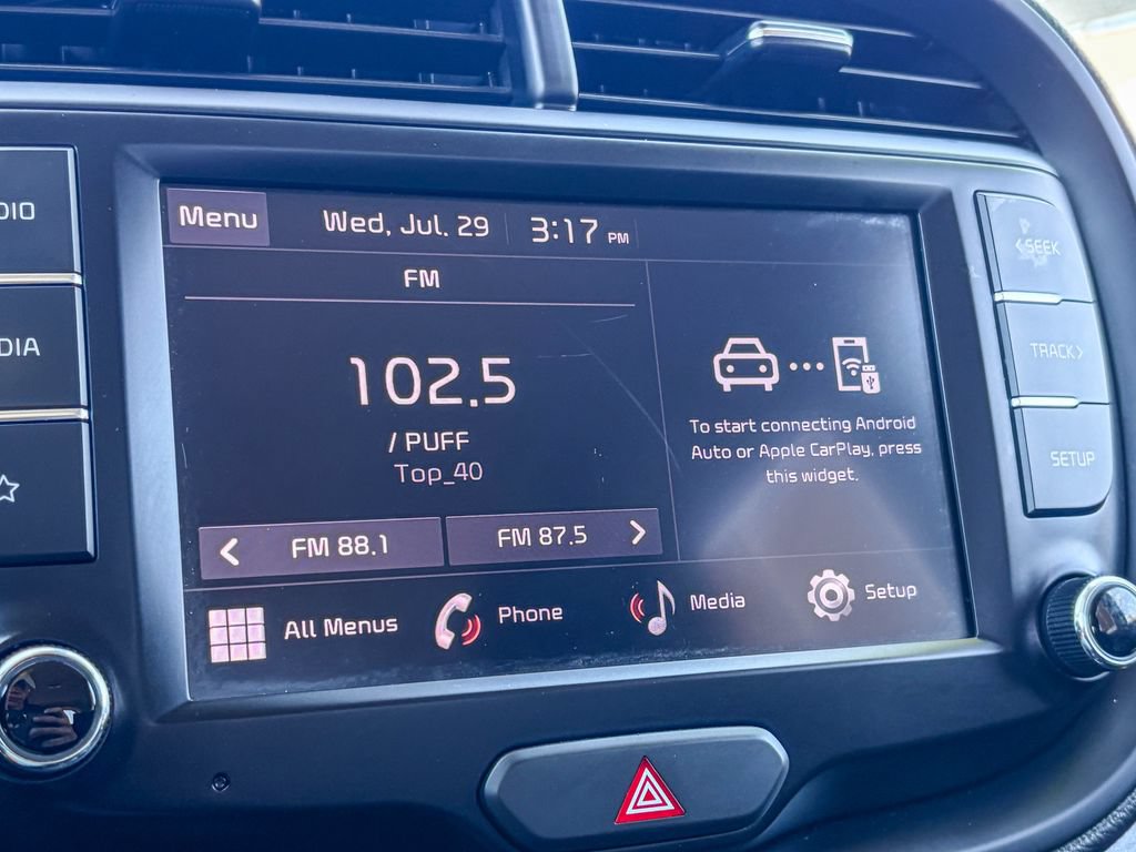Used 2024 Kia Soul LX w/ Option Group 015 FWD image 22