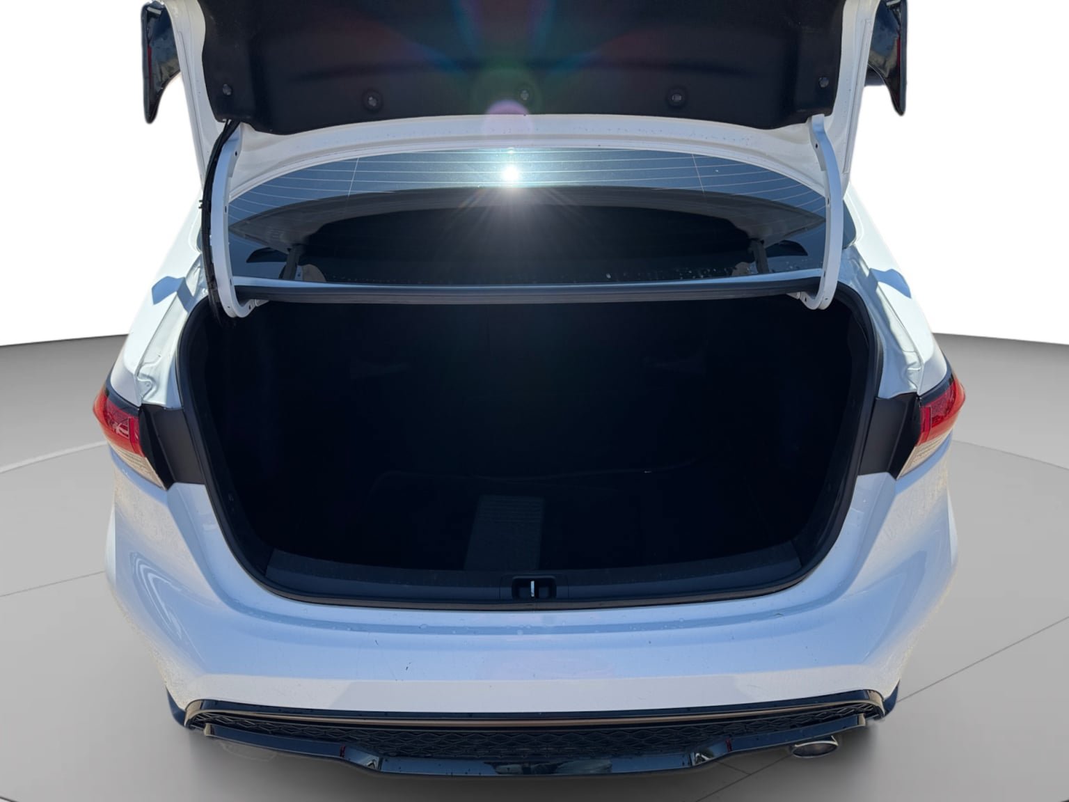 Used 2022 Toyota Corolla SE FWD image 19