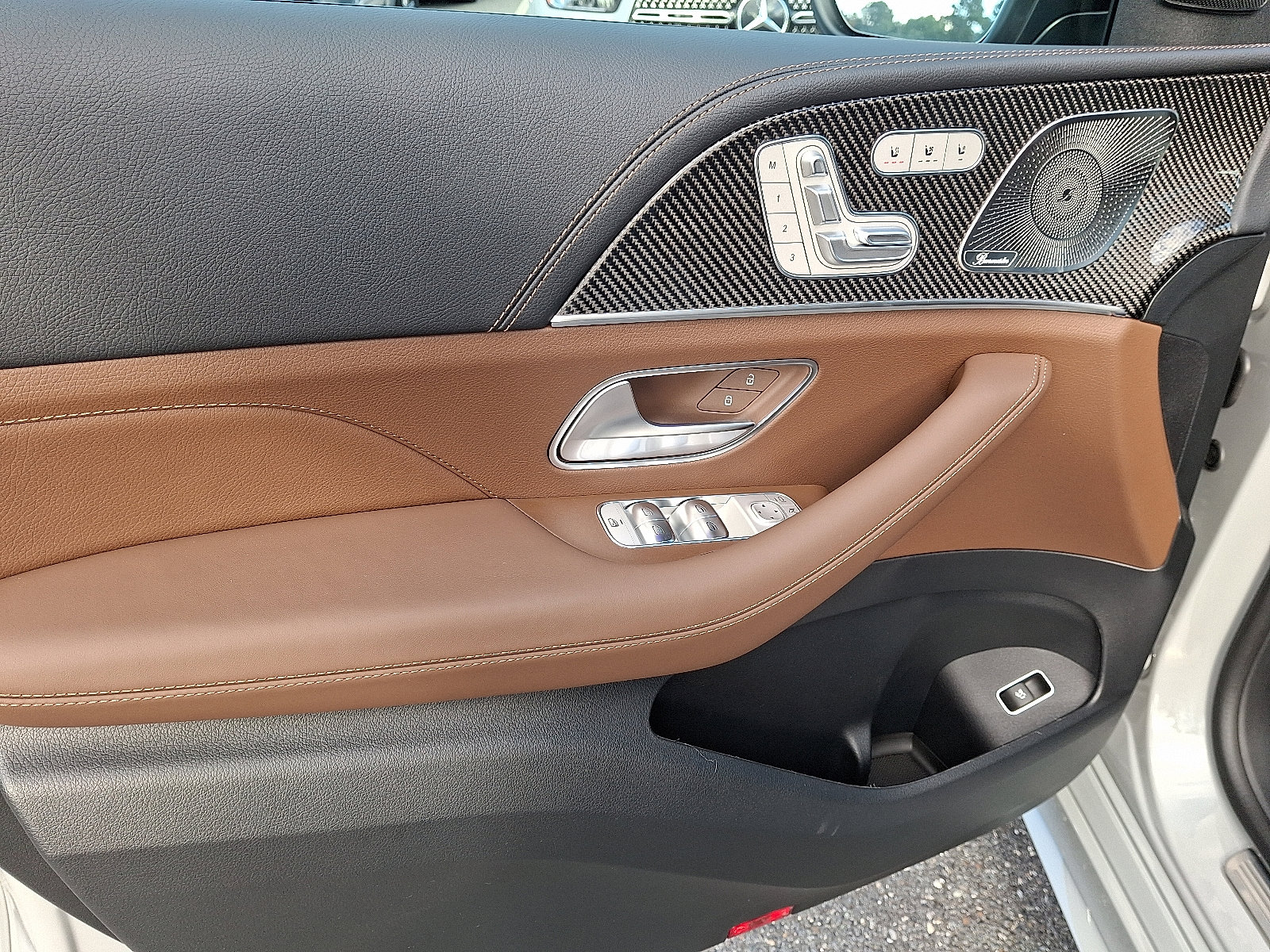 New 2026 Mercedes-Benz GLE 53 AMG 4MATIC image 6