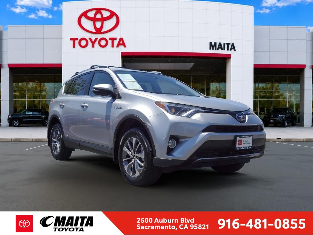 Certified 2017 Toyota RAV4 XLE w/ Cargo Management Package