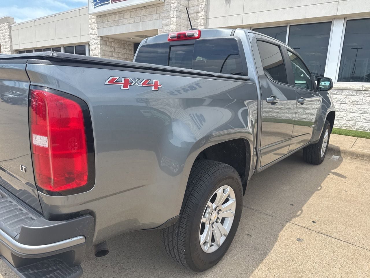 Used 2019 Chevrolet Colorado LT w/ LT Convenience Package AWD/4WD image 6