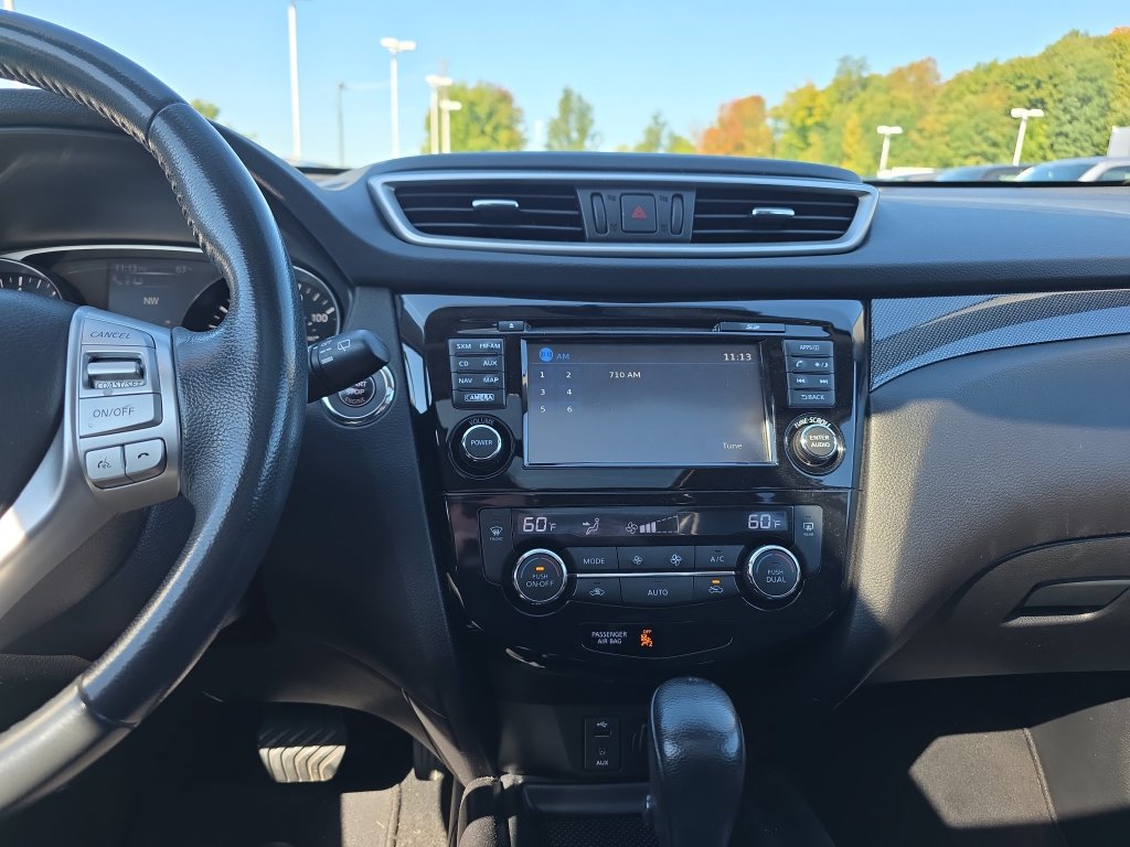 Used 2014 Nissan Rogue SL w/ SL Premium Package AWD/4WD image 31