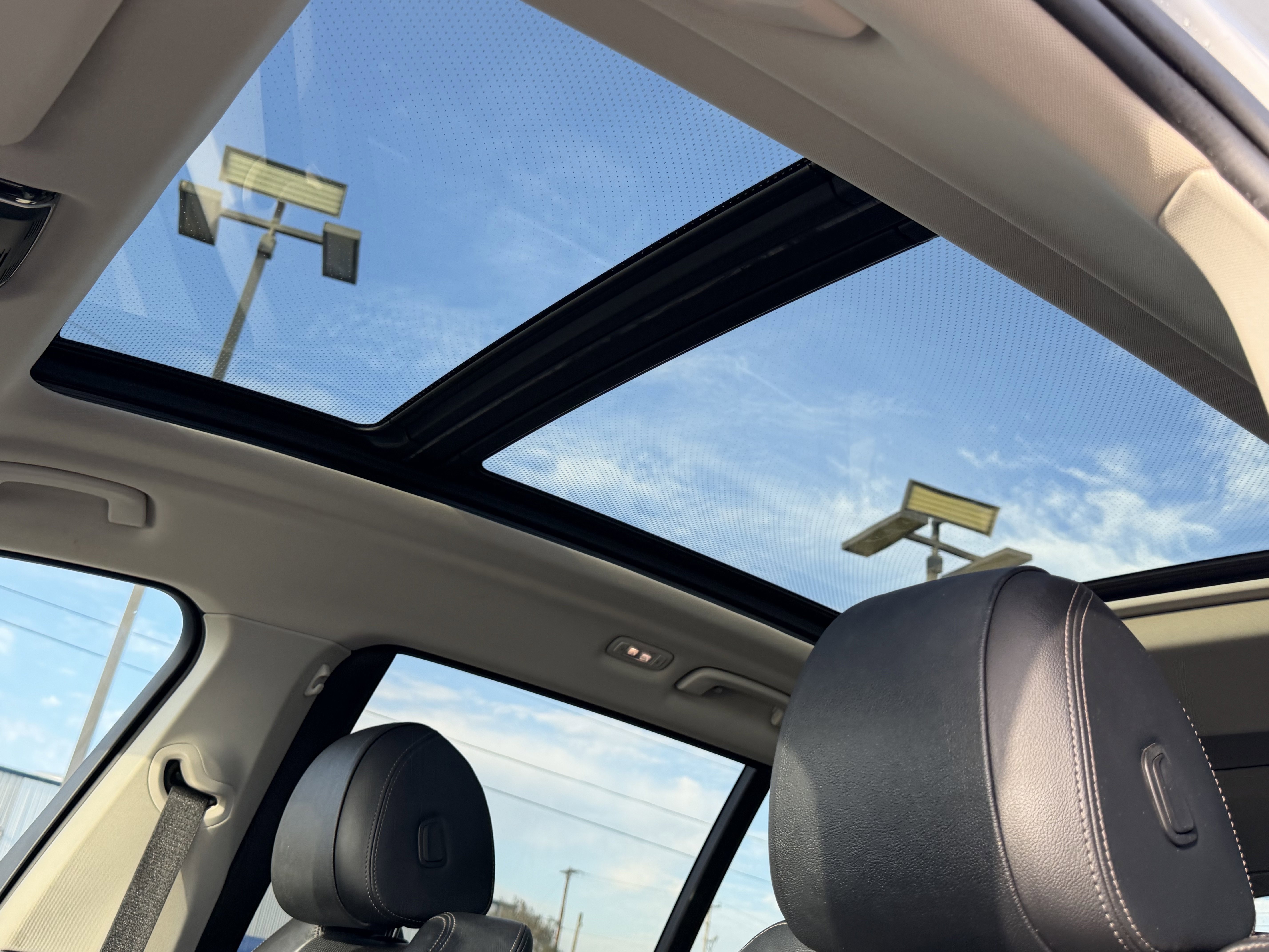 Used 2021 BMW X7 xDrive40i w/ Executive Package AWD/4WD image 5