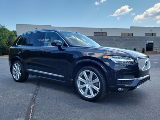 Used 2017 Volvo XC90 T6 Inscription w/ Vision Package AWD/4WD image 3