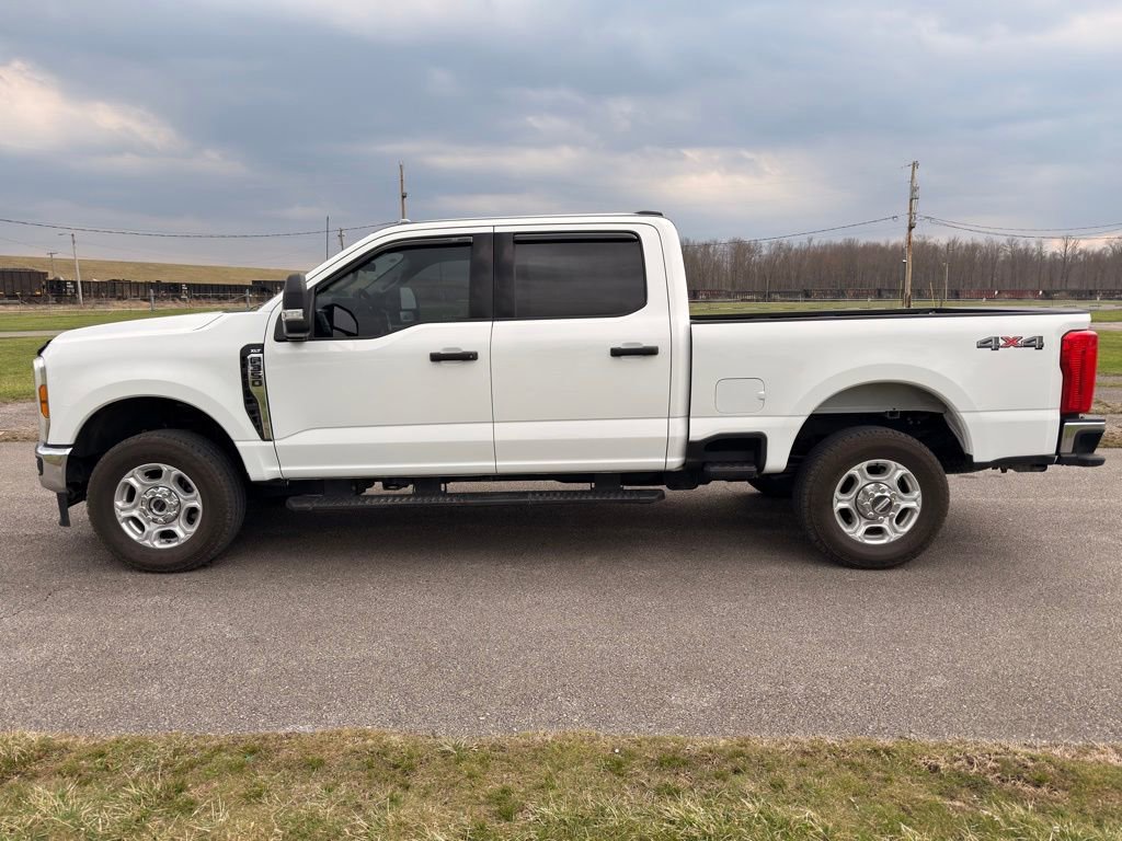 Used 2025 Ford F350 XLT image 12