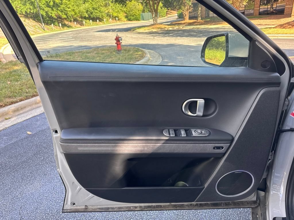 Used 2024 Hyundai Ioniq 5 Limited AWD/4WD image 6