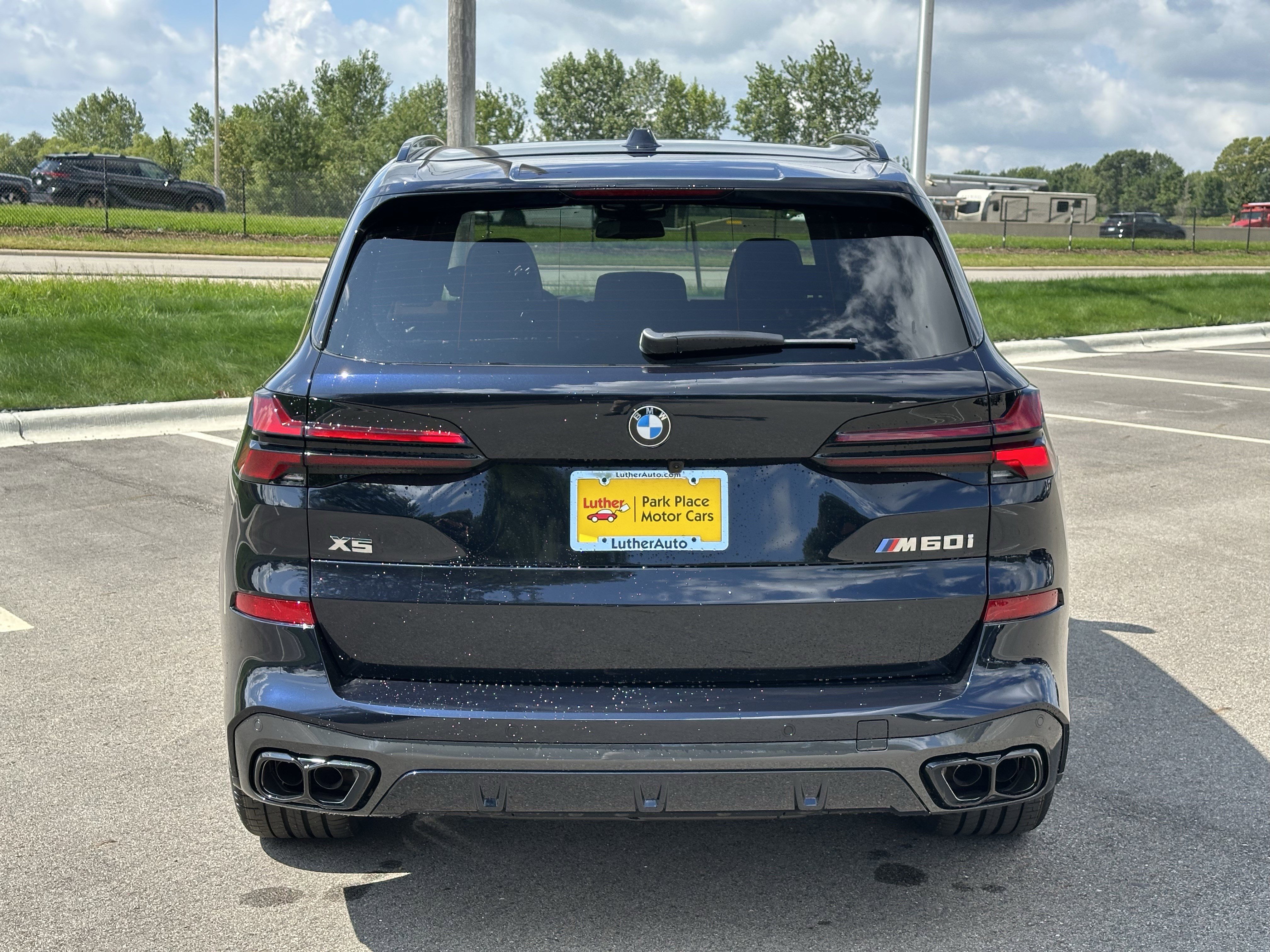 New 2026 BMW X5 M60i image 6