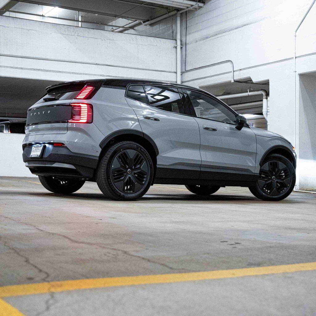 New 2026 Volvo EX30 Cross Country Ultra w/ Protection Package Premier AWD/4WD image 6
