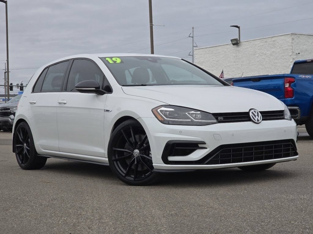Used 2019 Volkswagen Golf R 4-Door AWD/4WD image 2