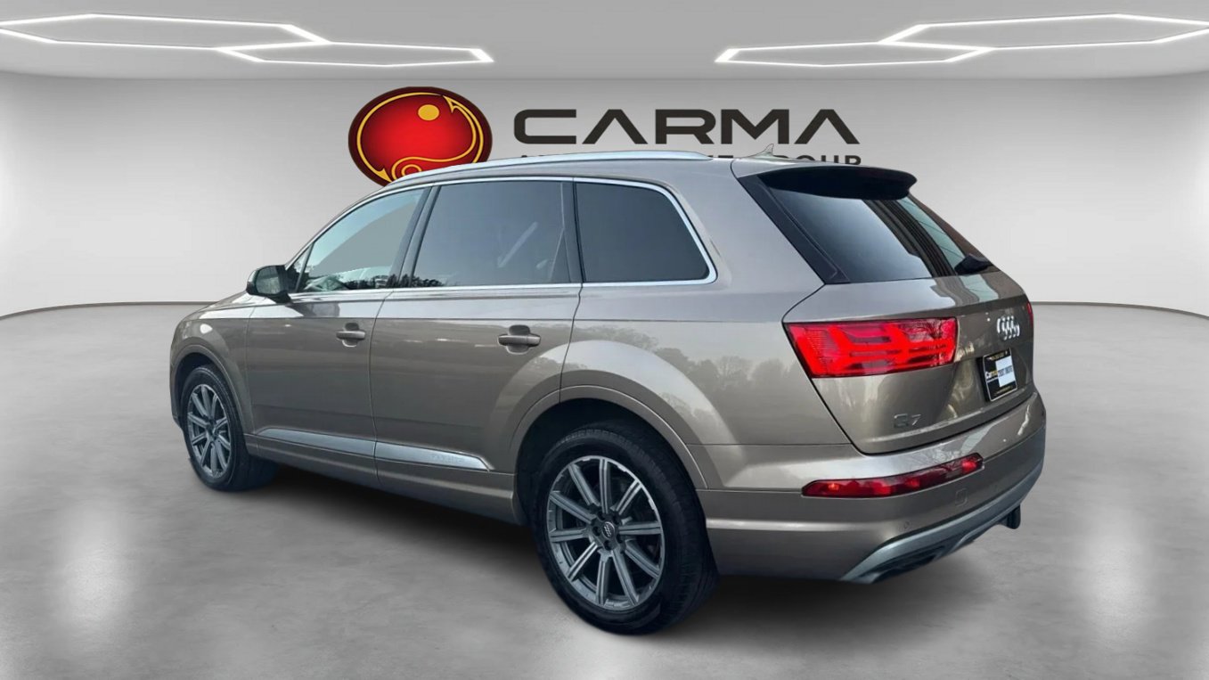 Used 2019 Audi Q7 3.0T Premium w/ Cold Weather Package image 3